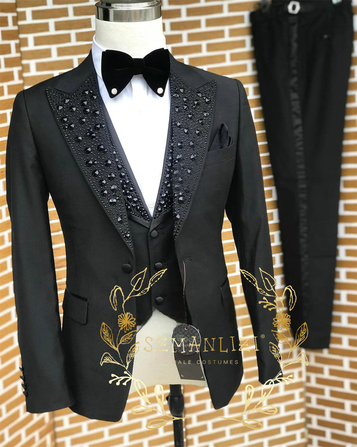 Abiti da uomo neri Smoking di  - Men'S Luxury Formal Wear recensione e prezzo