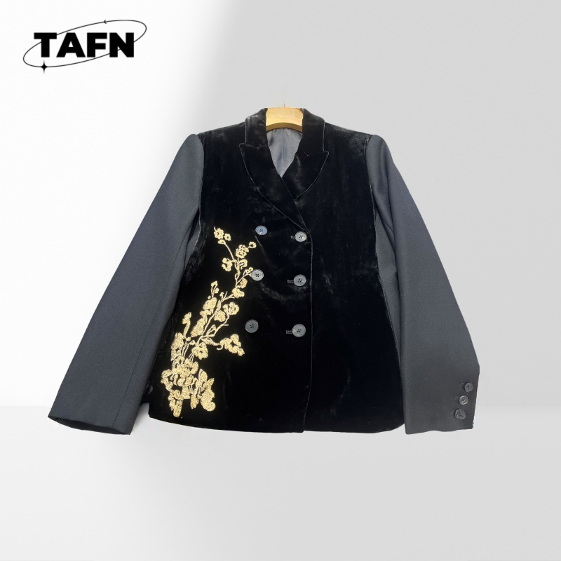 Blazer da uomo chic su misura  - Mens Formal Look recensione e prezzo
